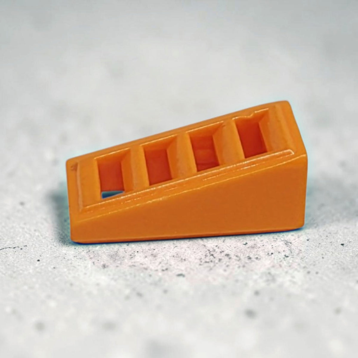 ROOF TILE WITH LATTICE 1X2X2/3 - 61409