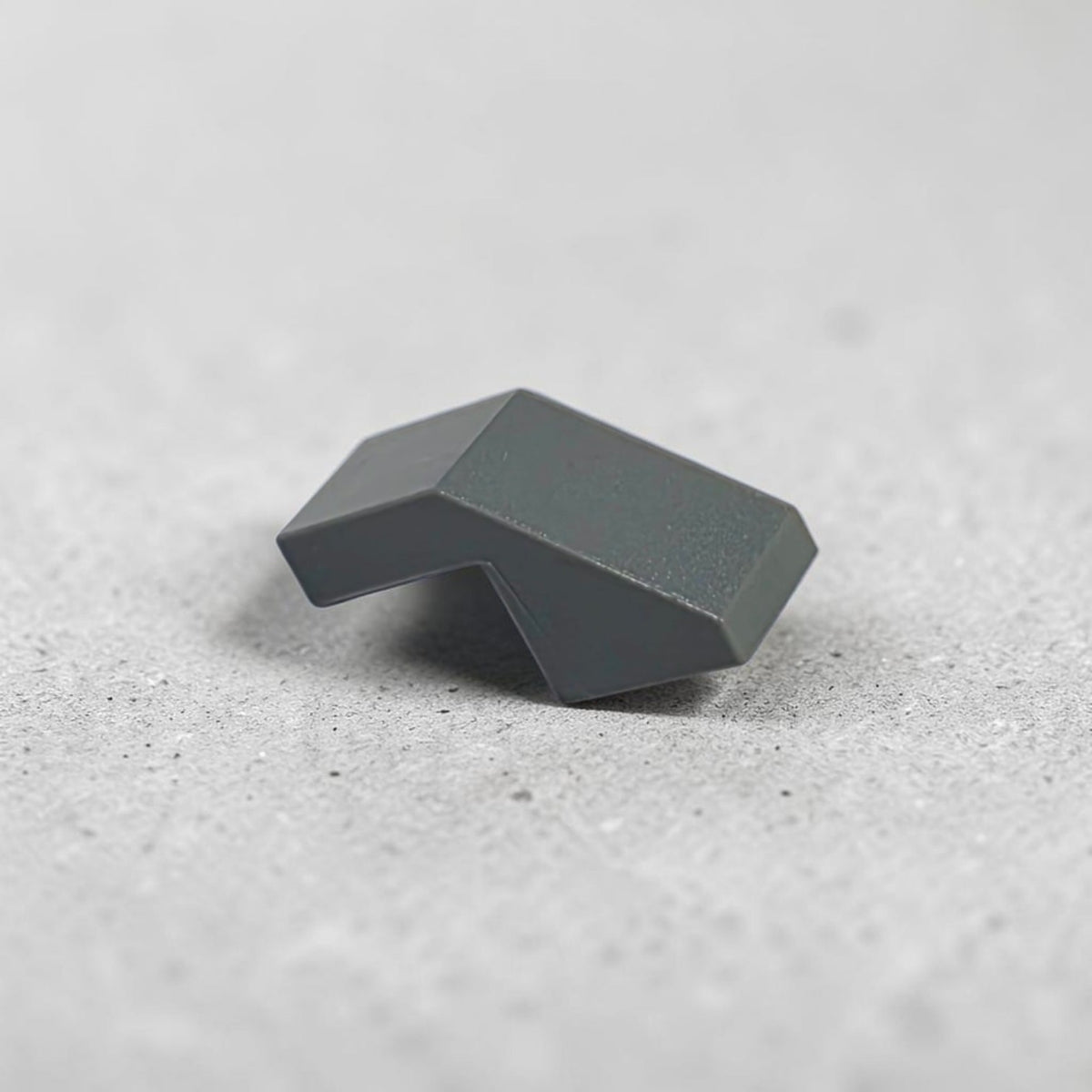 ROOF TILE 1X2 DEGREE 45 WITH OUT KNOBS - 28192