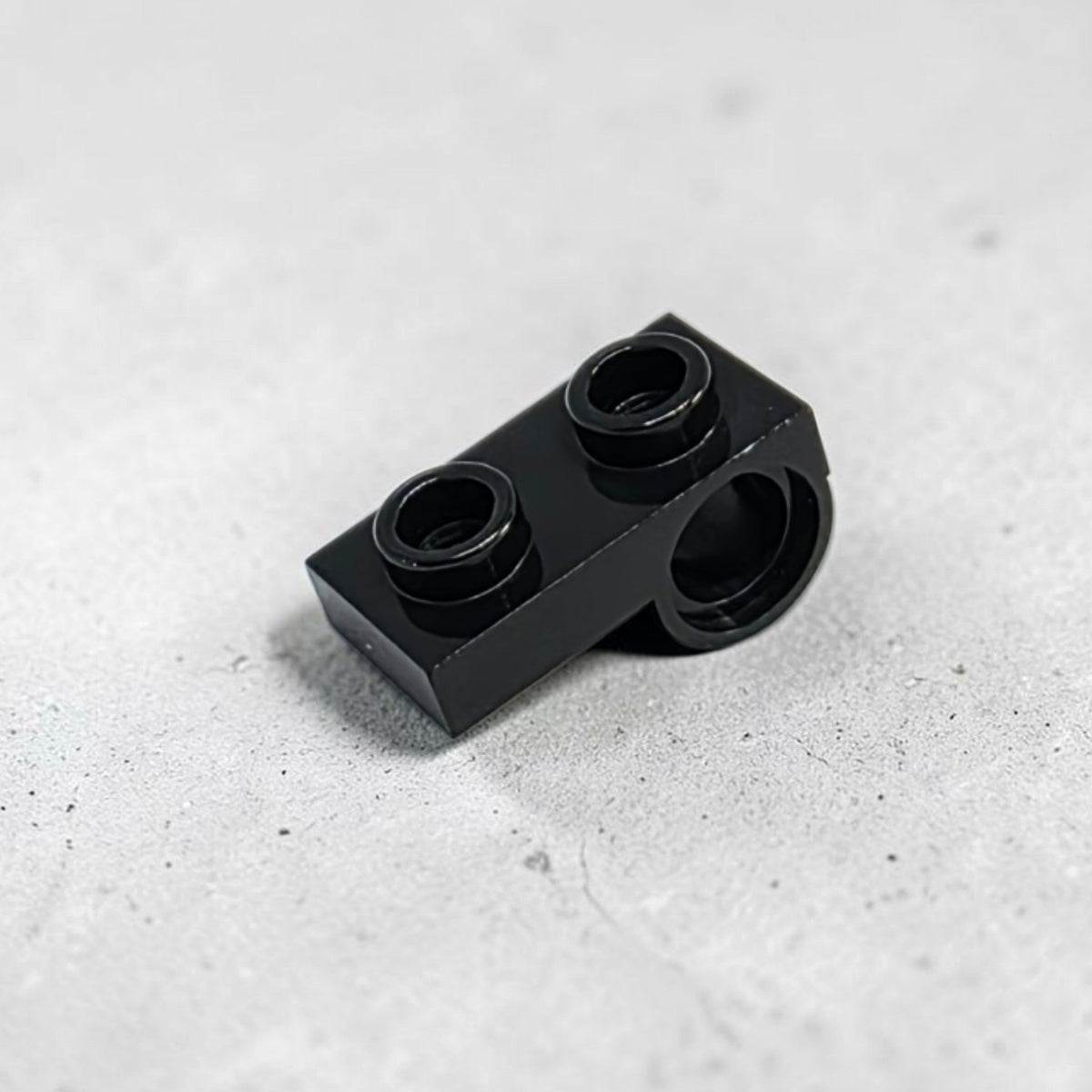 PLATE 1X2 WITH HORIZONTAL HOLE 4.85 REV - 28809