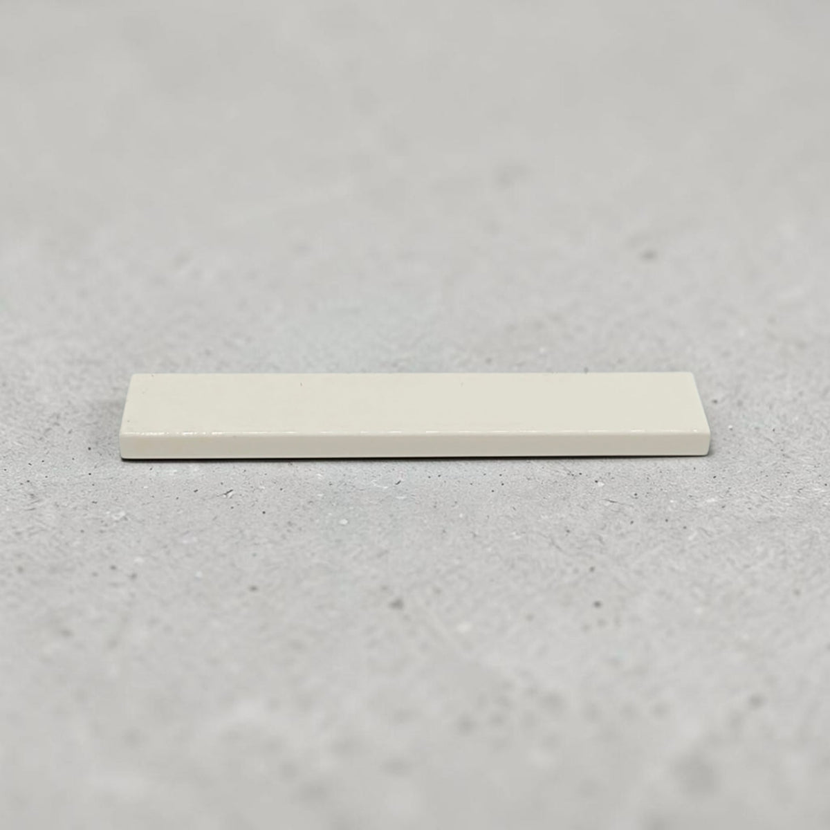 FLAT TILE 1X6 - 6636